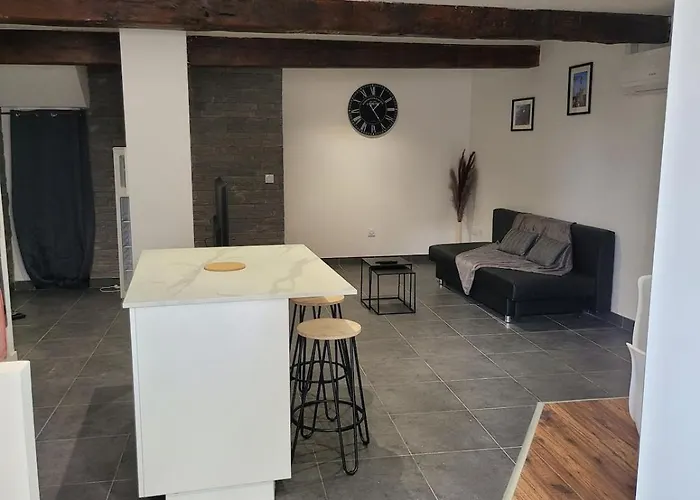 A 5km De Montauban A Апартаменты